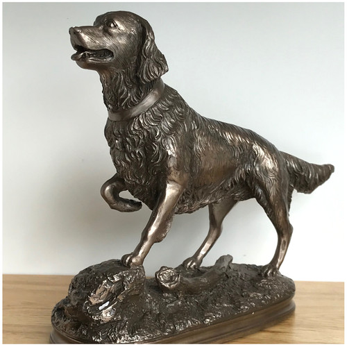Golden retriever dog - retriever, figurine